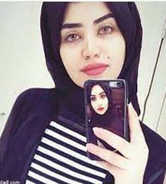 Rawaa, 32 years old, Straight, Woman